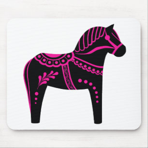 Folkschwarz/rosa Dala Pferd, Folk Friesian Mousepad