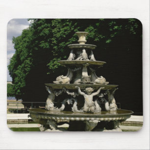 Fontaine de la Pyramide Mousepad