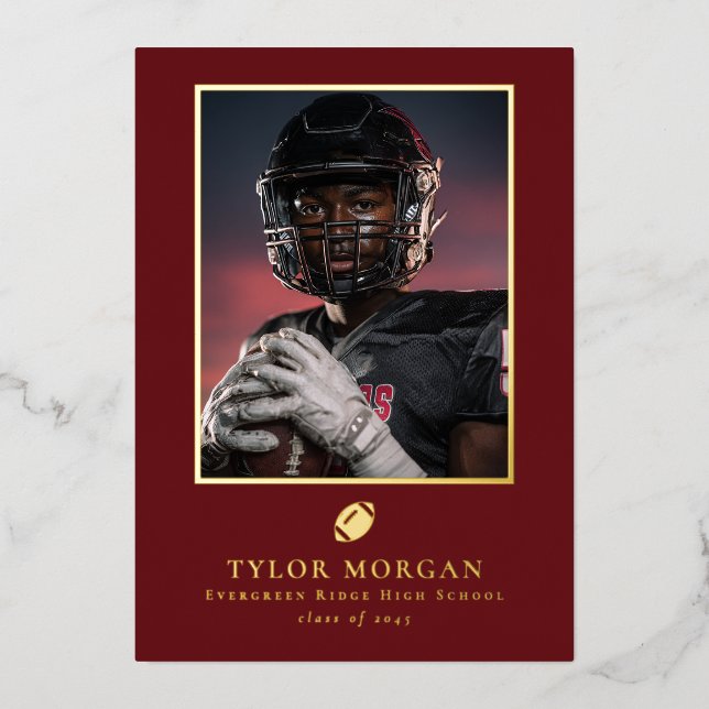 Football Graduation Photo Red Grad Announcement Folieneinladung (Vorderseite)