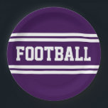 FOOTBALL Sporty Fett Lila Streifen Pappteller<br><div class="desc">Dieses sportliche Design zeichnet sich durch fett athletische FOOTBALL-Texte in breiten,  zweischneidigen,  weißen Rennstreifen vor lila Hintergrund aus.</div>