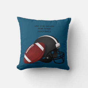 FOOTBALL wirft Kissen. Kissen