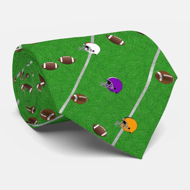 Footballs and Helmets Pattern Krawatte (Gerollt)