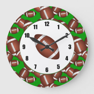 Footballs Pattern Große Wanduhr