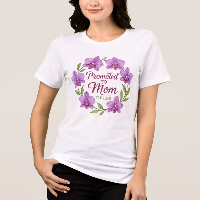 Fördert für Mama Est 2026,Junge Mutter Tri-Blend Shirt (Vorderseite)