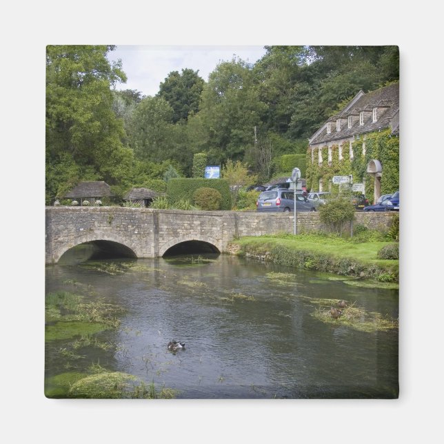 Forellenbach im Dorf Bibury, Magnet (Vorne)