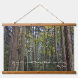 Forest Landscape w/John Muir Quote Wandteppich Mit Holzrahmen