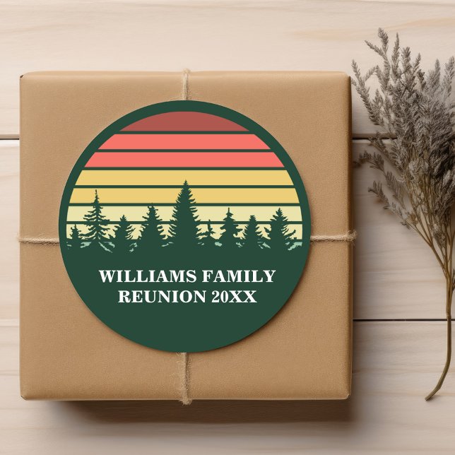 Forest Sunset Camping Trip Custom Family Wiederseh Runder Aufkleber (Von Creator hochgeladen)