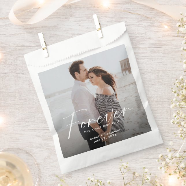 Forever hat eine schöne Ring-Foto-Verlobung Modern Geschenktütchen (Ausgeschnitten)