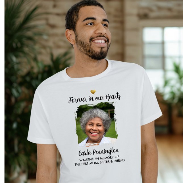Forever in our Hearts Memorial Custom Text Photo  T-Shirt (Von Creator hochgeladen)