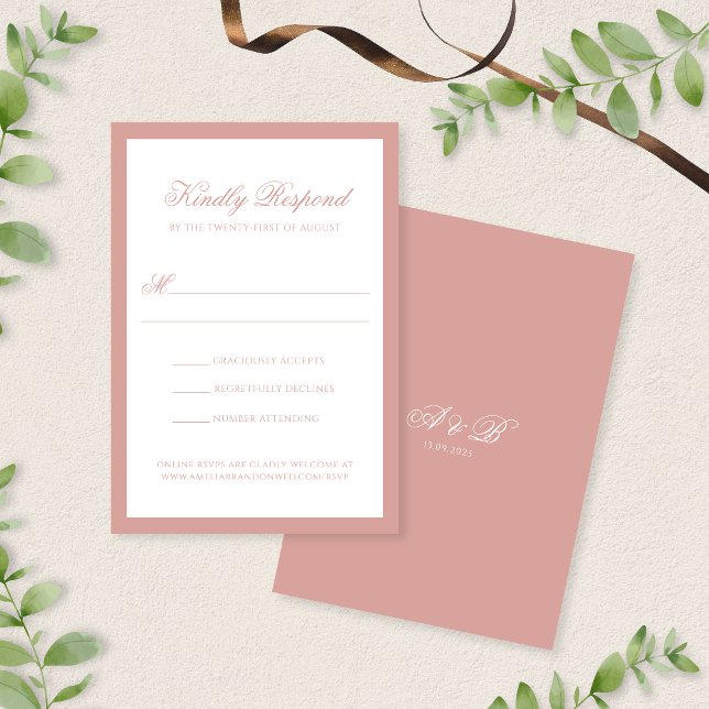 Formal Dusty Rose Border Monogram Script Wedding RSVP Karte (Von Creator hochgeladen)