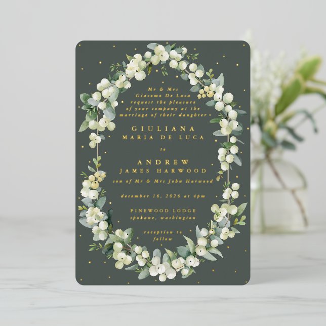 Formal Elegant Green Snowberry+Eucalyptus Wedding Folieneinladung (Stehend vorne)