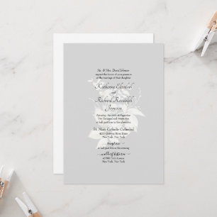 Formale elegante weiße Blumenhochzeitseinladung Einladung