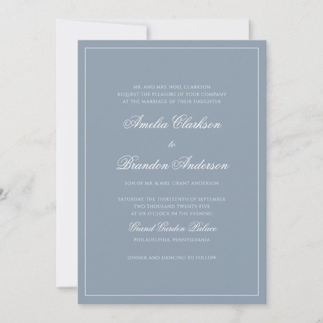 Formale klassische staubblaue Border-Script-Hochze Einladung (Vorderseite)
