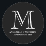 Formale Monogramm-Gastgeschenk Hochzeit Runder Aufkleber<br><div class="desc">Andere Farben in unserem Shop erhältlich!</div>