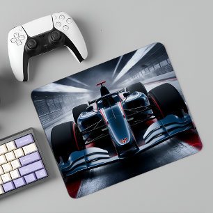 Formel-1-Wut: Hochgeschwindigkeits-Rennen im Regen Mousepad