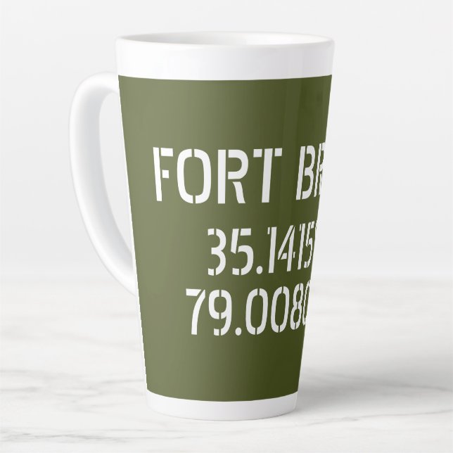 Fort Bragg Latitude Länge Milchtasse (Linke Ecke)