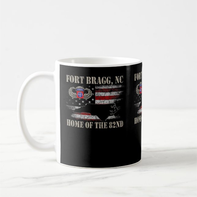 Fort Bragg NC Zuhause des 82. Im Flugzeug Hemdes,  Kaffeetasse (Links)