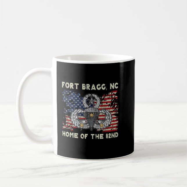 Fort Bragg NC Zuhause des 82. Im Flugzeug Hemdes,  Kaffeetasse (Links)