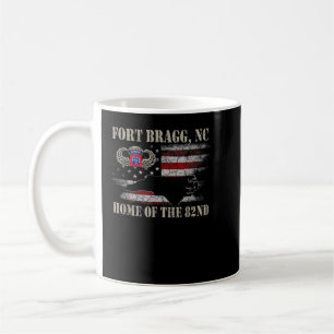 Fort Bragg NC Zuhause des 82. Im Flugzeug T-Shirt Kaffeetasse