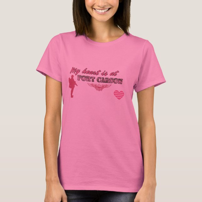 Fort Carson Entwurfs-Rosa T-Shirt (Vorderseite)