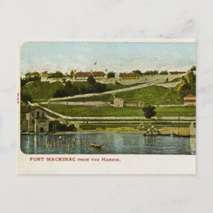 Fort Mackinac vom Hafen Vintage Postkarte