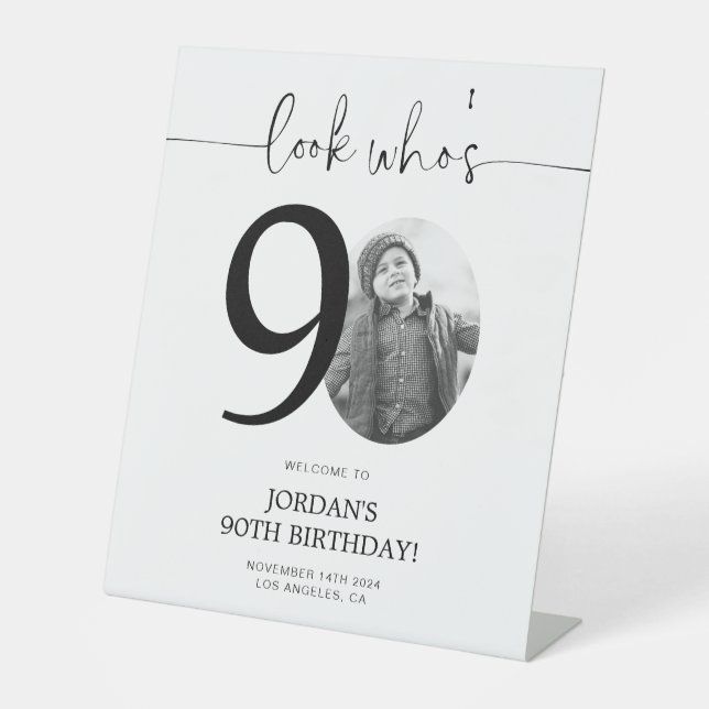 Foto 90. Geburtstag Begrüßungszeichen | Schau mal, Sockelschild (Vorderseite)