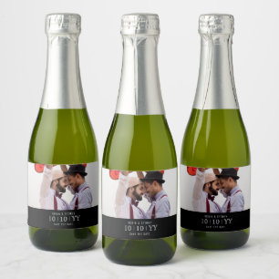 Foto Abzeichen   SAVE THE DATE   Mini-Flasche-Etik