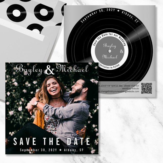 Foto Album Cover mit Vinyl Record Save the Date (Vinyl record album cover and record save the date in gray)
