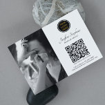 Foto Business Logo QR Code Makeup Artist Flyer<br><div class="desc">Der QR-Code kann verwendet werden,  um Kunden auf Ihre Website zu leiten,  wo sie mehr über Ihre Dienstleistungen erfahren können. Der Flyer kann dazu verwendet werden,  um Ihre Dienstleistungen zu fördern und ein berufliches Erscheinungsbild für Ihre Marke zu schaffen.</div>
