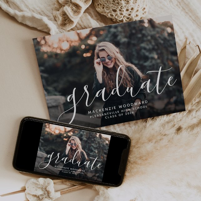 Foto Class of 2024 White Overlay Graduation Party Einladung (Von Creator hochgeladen)