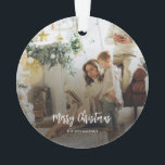 Foto Custom Christmas Ornament<br><div class="desc">Genießen Sie die wertvollen Momente Ihrer Familie in dieser Weihnachtsferien-Saison mit unserem Foto Weihnachtsschmuck. Dieses einzigartige Weihnachtsschmuck zeigt ein Lieblingsfoto der Familie. Personalisieren Sie es mit Ihrem wertvollsten Schnappschuss, vom offenen Augenblick bis hin zum porträtierten Bild. Fügen Sie eine personalisierte Nachricht hinzu, um Ihre saisonale Dekoration noch attraktiver zu machen....</div>