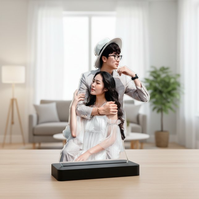 Foto Cutout Skulptur Freistehende Fotoskulptur (Photo Cutout Sculpture -Optic clear front, and high gloss black back)