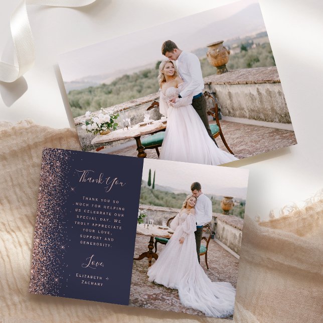 Foto Dark Blue Rose Gold Glitzer Script Hochzeit Dankeskarte (Von Creator hochgeladen)