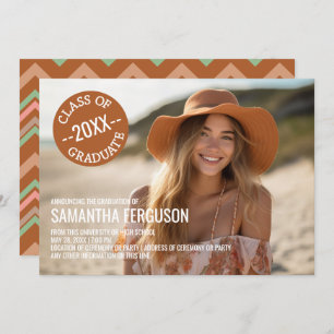 Foto der Black and White Chevrons Graduation Party Einladung