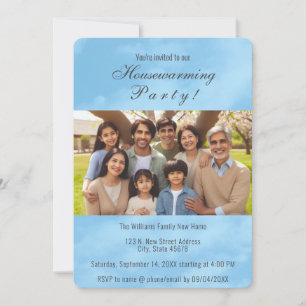 Foto der Familie und Einladung zum Blue Sky Housew
