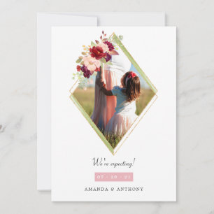 Foto der geometrischen Schwangerschaft mit Burgund Ankündigung