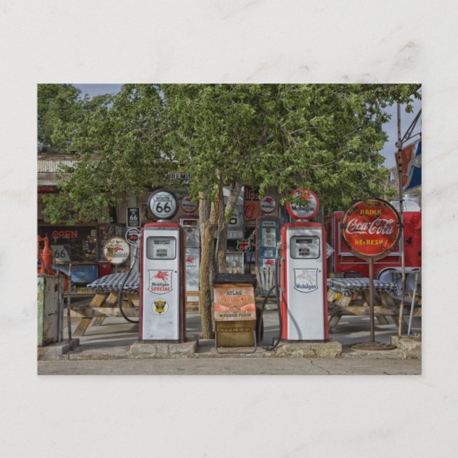 Foto der Vintagen Gasstation Postkarte (Vorderseite)