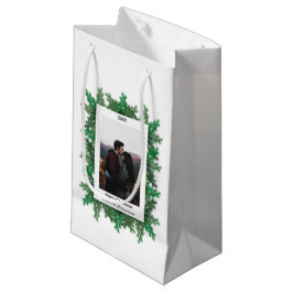 Foto der Weihnachtsbaumzweige Kleine Geschenktüte