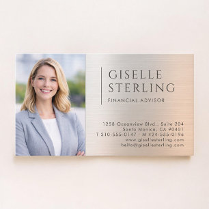 Foto des Finanzberaters auf gebürstetem Metall Visitenkarte