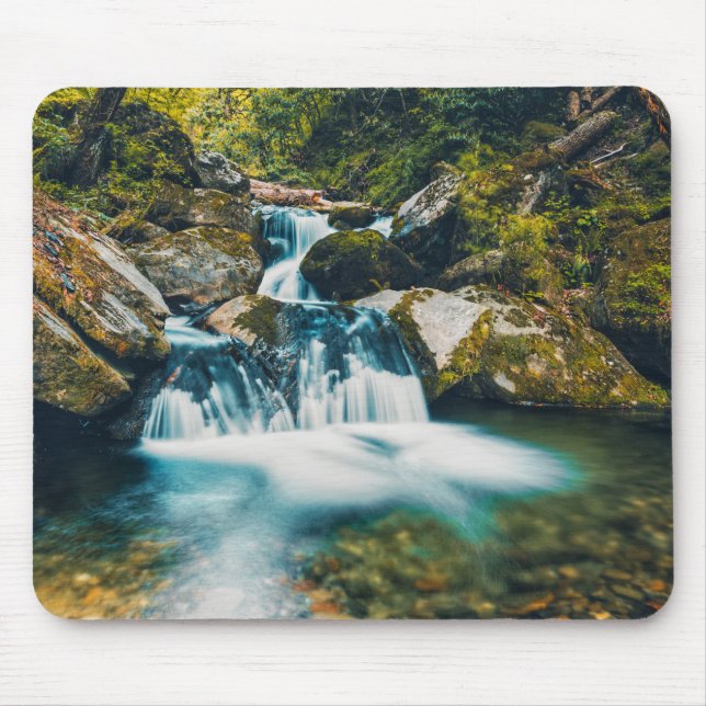 Foto des Flusses während des Tages Mousepad (Vorne)