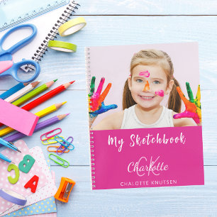 Foto des Sketchbuchs - Rosa Monogramm Notizbuch