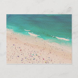 Foto des Strandes mit türkisfarbenem Wasser Postkarte