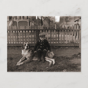 Foto eines Jungen aus den 1890er Jahren, der auf e Postkarte
