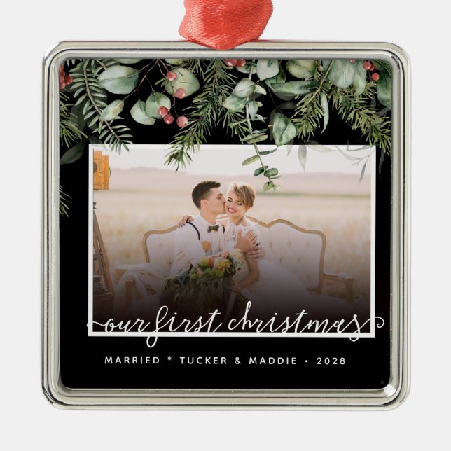 Foto Erste Weihnachten Verheiratet Winter Grün Ornament Aus Metall (Vorne)