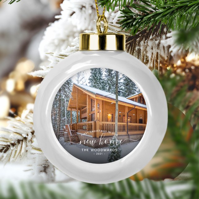 Foto First Christmas New Zuhause White Script Keramik Kugel-Ornament (Von Creator hochgeladen)