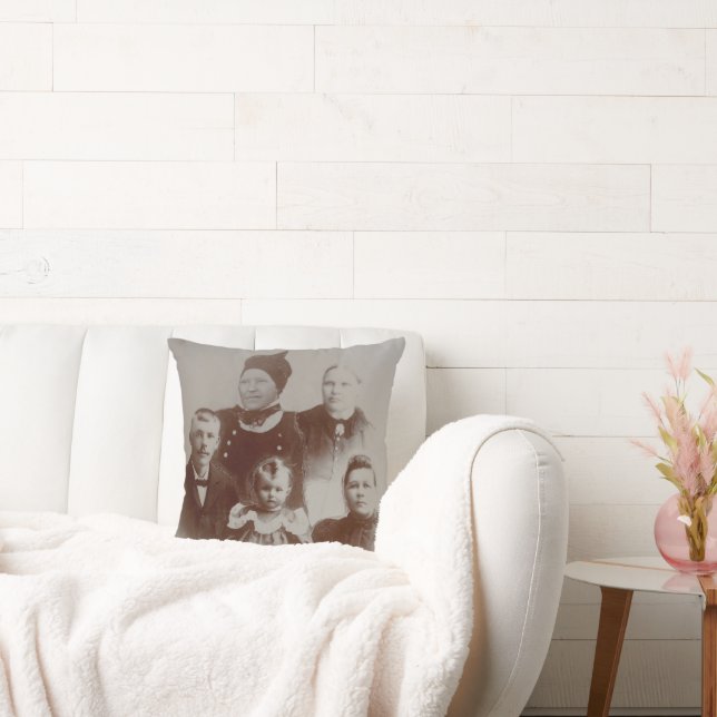 Foto für antike Collage Kissen (Liege)