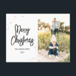 Foto für Schwarzweiß-Skripte Feiertagspostkarte<br><div class="desc">Mit dieser festlichen und lustigen Foto-Postkarte machen Sie eine stilvolle Erklärung in dieser Urlaubssaison. An der Vorderseite befinden sich moderne Schriftart, die sich komplett an skurrile Schneepunkte anpassen lassen. Füllen Sie die Rückseite mit Ihrer Rücksendeadresse, Empfängeradresse und Ihrer eigenen benutzerdefinierten Nachricht aus - oder löschen Sie einfach den Platzhaltertext, um...</div>