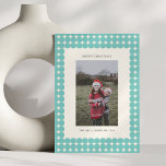 Foto für Vintage Minze Aquamarine grüne geometrisc Feiertagskarte<br><div class="desc">Teilen Sie Ihre Urlaubssegmente stilvoll mit dieser Vintagen Mint Aquamarinen Green Geometric Dots Pattern Foto Holiday Card. Mit einem charmanten Design und retroinspirierten geometrischen Punkten in sanftem, aquamarinem Grün kombiniert diese Karte klassische Eleganz mit einer modernen Drehung. Personalisieren Sie es mit Ihrem Lieblings-Foto und eine individuelle Nachricht, um einen einzigartigen...</div>
