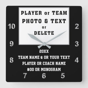 Foto, Geschenke am Ende der Saison, Schwarz-weiß,  Quadratische Wanduhr
