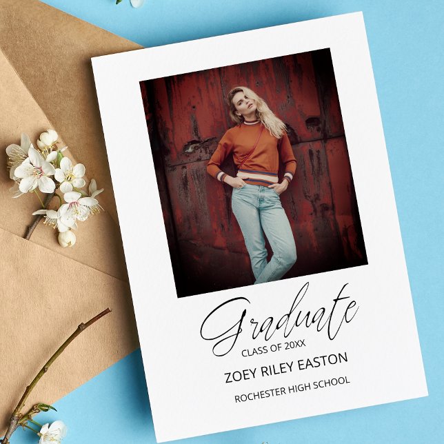 Foto Graduate Whimsical Modern Script Calligraphy Postkarte (Von Creator hochgeladen)